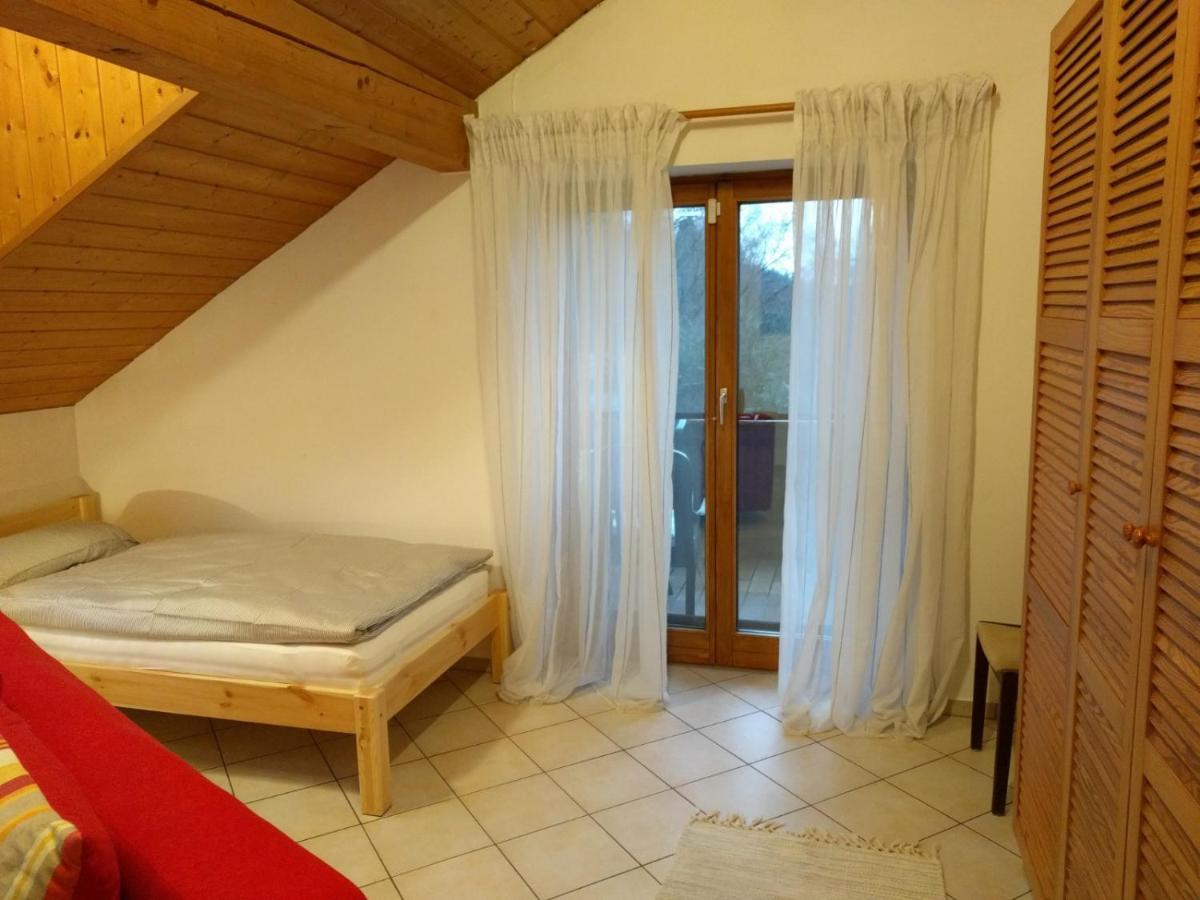 Komfortabel wohnen am Waldrand von Pitzling Landsberg am Lech Exterior foto