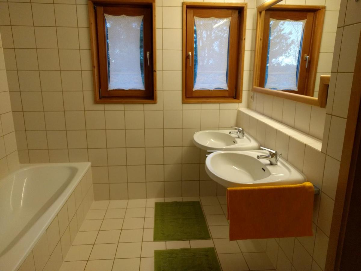 Komfortabel wohnen am Waldrand von Pitzling Landsberg am Lech Exterior foto